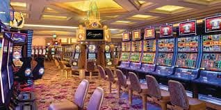 Sistem pembayaran QRIS dan GoPay untuk deposit dan penarikan dana taruhan Valorant